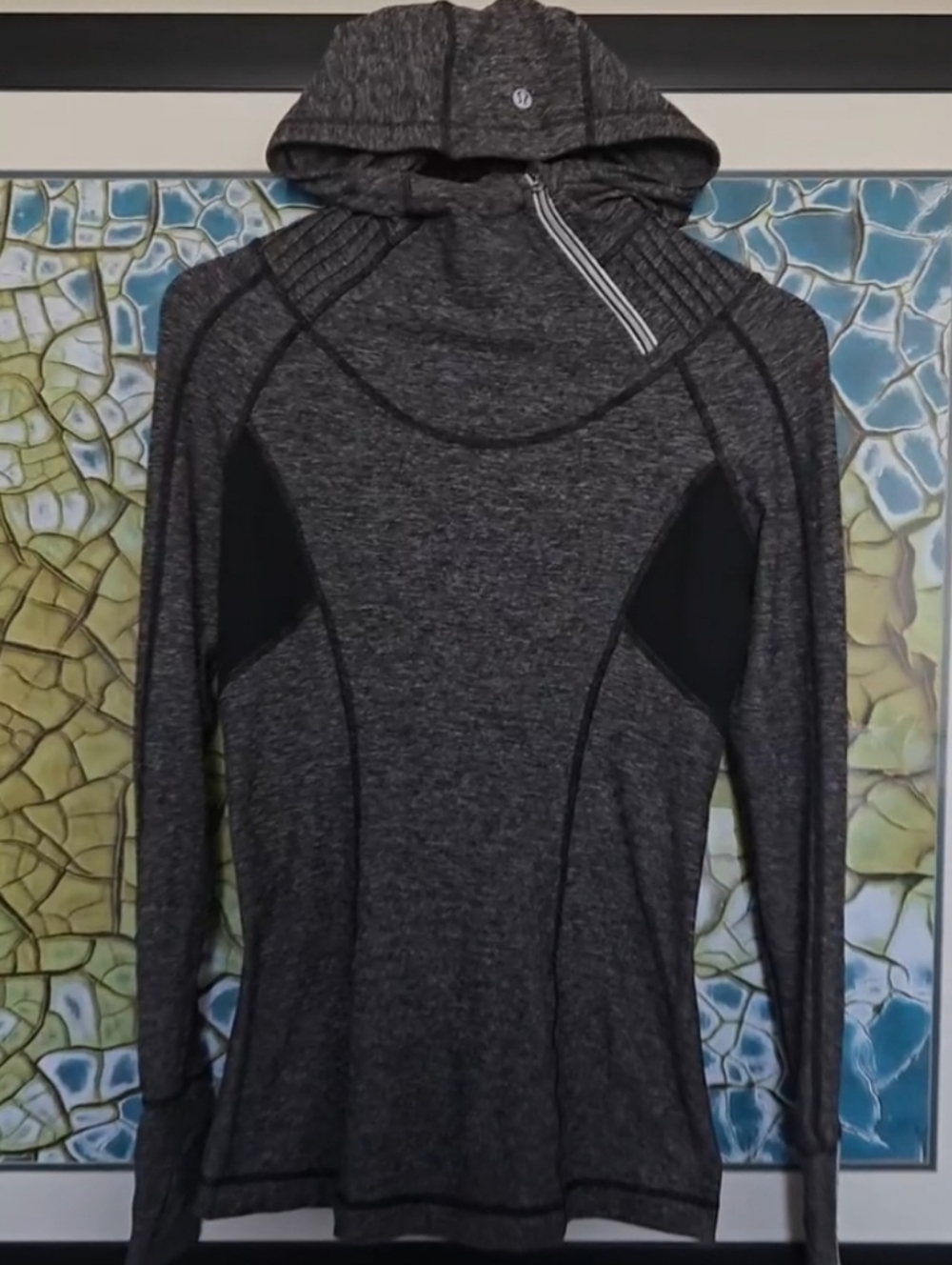 Lululemon Heathered High Neck Running Hoodie Thumbholes & Reflective Sz Medium